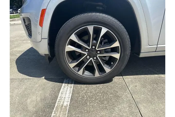 $29200 : Jeep Grand Cherokee L 2022 4 image 10