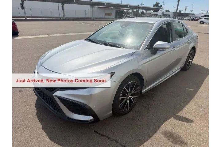 $26900 : Toyota Camry 2024 SE 4dr Sed image 2