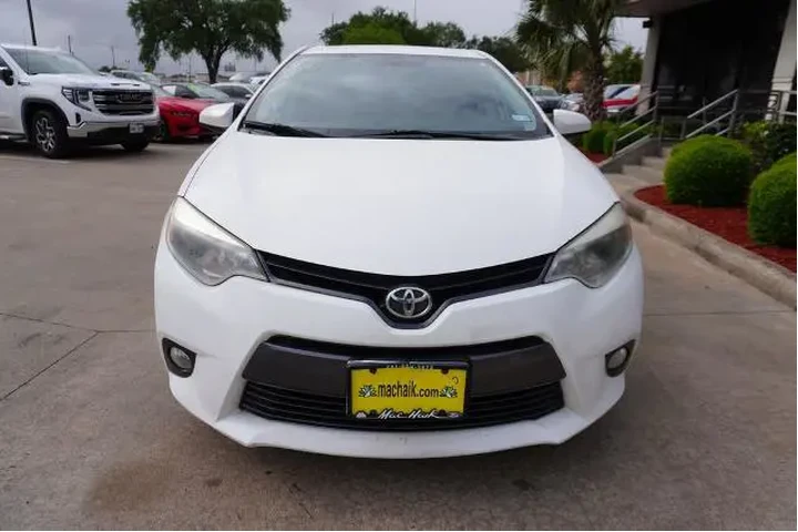 $13988 : Toyota Corolla 2016 S 4dr Se image 2