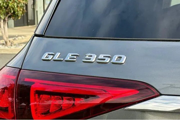 $27196 : Mercedes-Benz GLE 2020 AWD G image 9