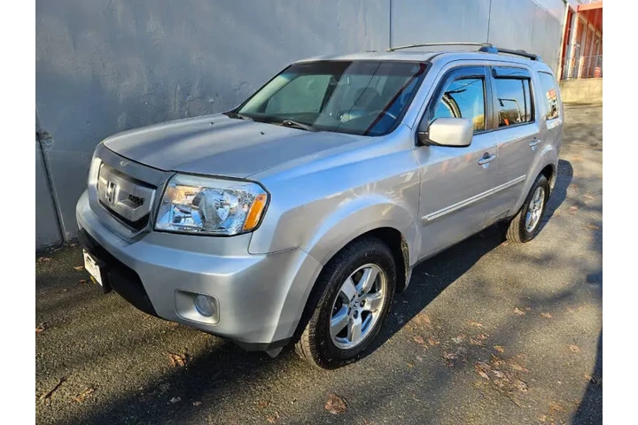 $7999 : 2010 Pilot EX-L image 3