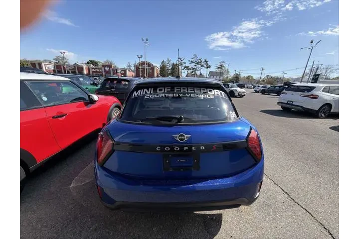 $29998 : MINI Hardtop 4 Door 2025 Coo image 2