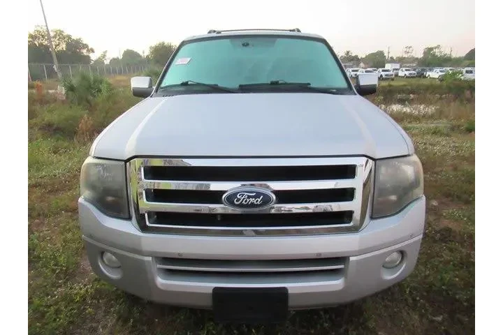 $12911 : Ford Expedition 2013 4x2 Lim image 2