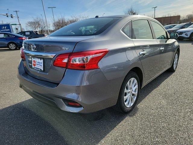 $17745 : PRE-OWNED 2019 NISSAN SENTRA image 4