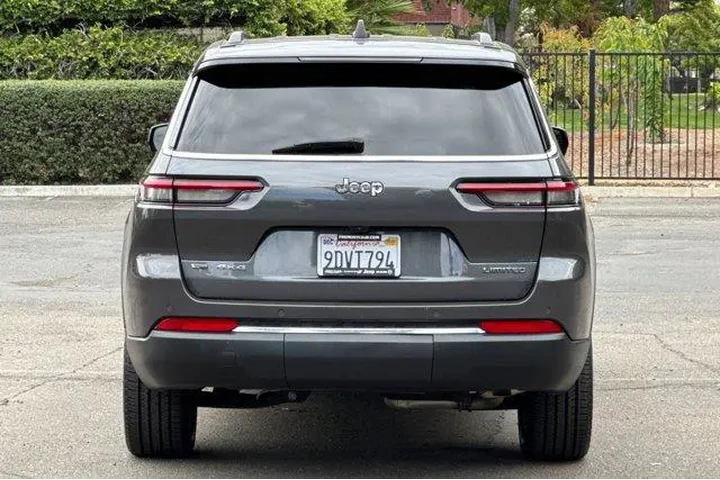 $31789 : Jeep Grand Cherokee L 2023 4 image 4