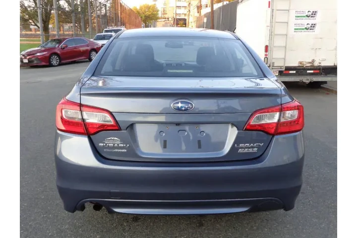 $9950 : 2015 Legacy 2.5i image 7