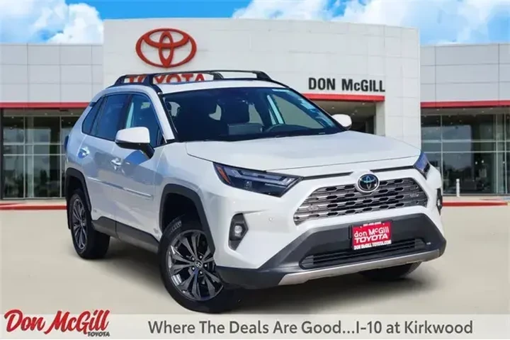 $39985 : Toyota RAV4 Hybrid 2025 AWD image 1