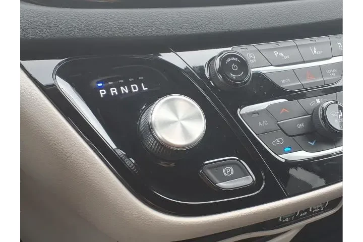 $23589 : Chrysler Pacifica 2023 Touri image 8