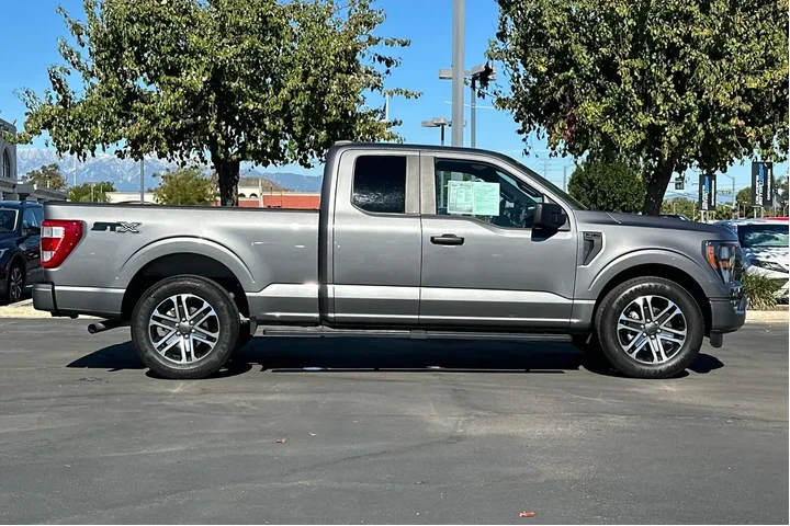 $35995 : Ford F-150 2023 4x2 XL 4dr S image 3