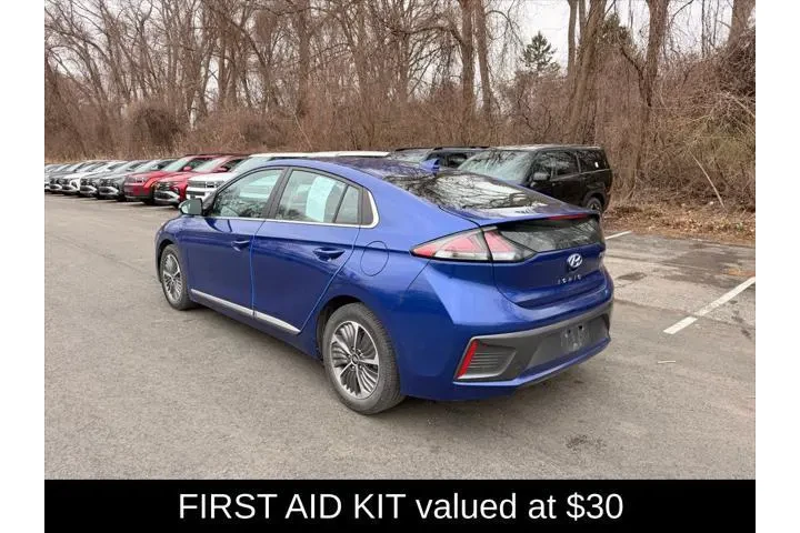 $17750 : Hyundai IONIQ Plug-in Hybrid image 6