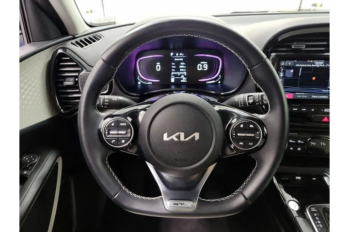 $21998 : Kia Soul 2023 GT-Line 4dr Cr image 10