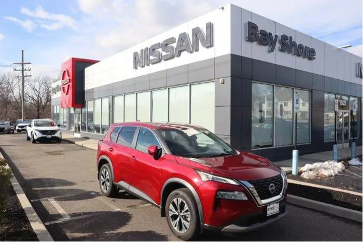 $19645 : Nissan Rogue 2022 AWD SV 4dr image 2