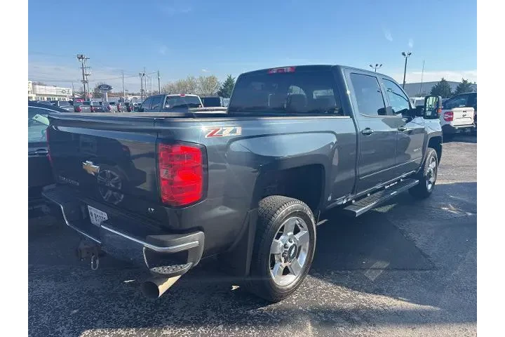 $37604 : Chevrolet Silverado 2500HD 2 image 7