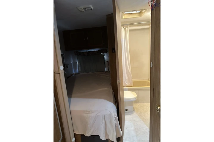 $1000 : RENTA image 2