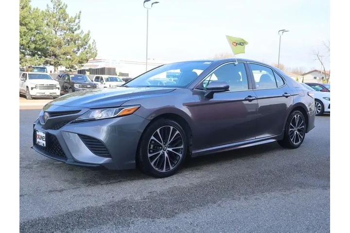 $12777 : Toyota Camry 2020 SE 4dr Sed image 4