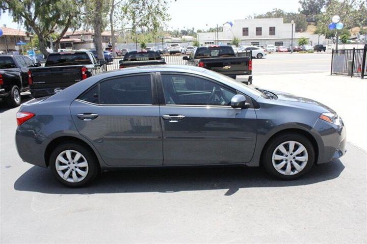 $12995 : 2016 Corolla image 8