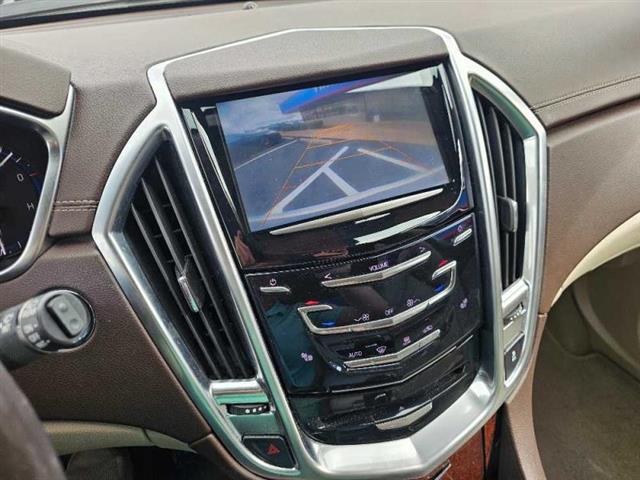 2015 SRX image 6