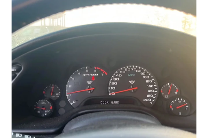 $16941 : Chevrolet Corvette 2004 2dr image 5