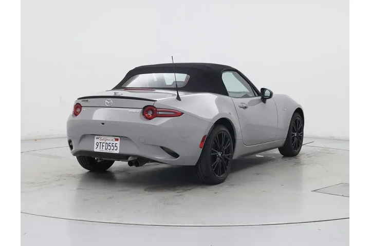 $29998 : Mazda MX-5 Miata 2024 Club 2 image 8