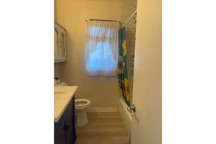 $1175 : Garden Grove 3 & 2 image 7