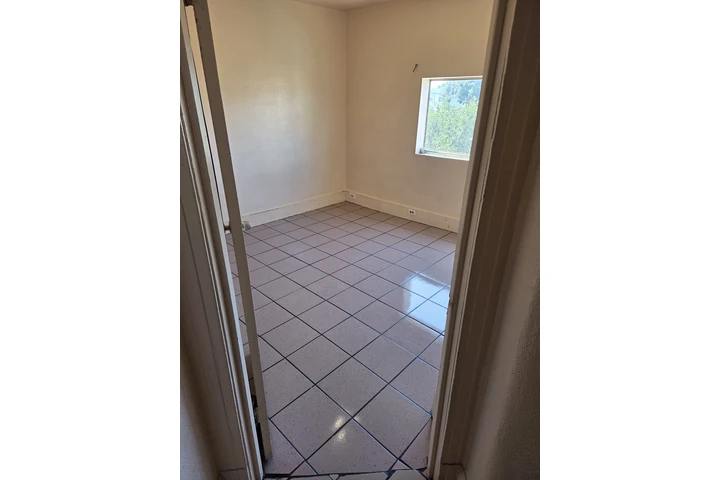 $1300 : SE RENTA 1 RECAMARA image 6