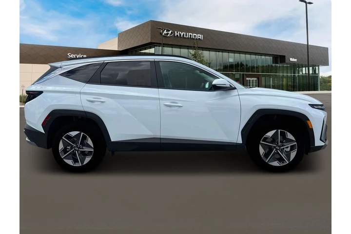 $33599 : Hyundai TUCSON Hybrid 2025 A image 9