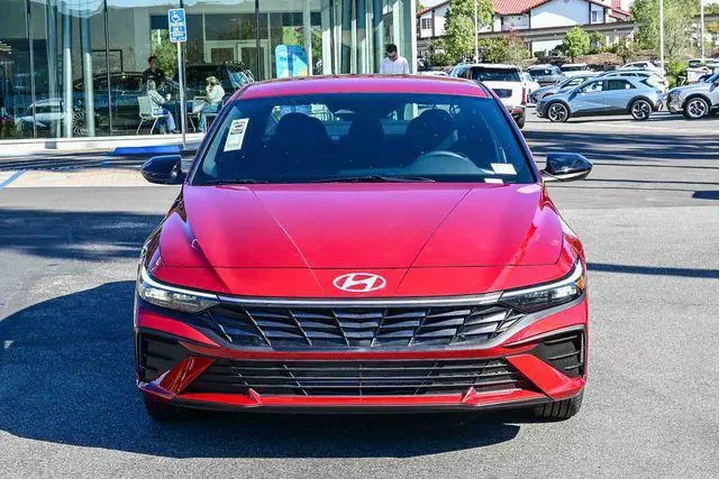 $25500 : Hyundai ELANTRA 2026 SEL Spo image 2