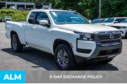 $31420 : Nissan Frontier 2025 4x4 SV thumbnail