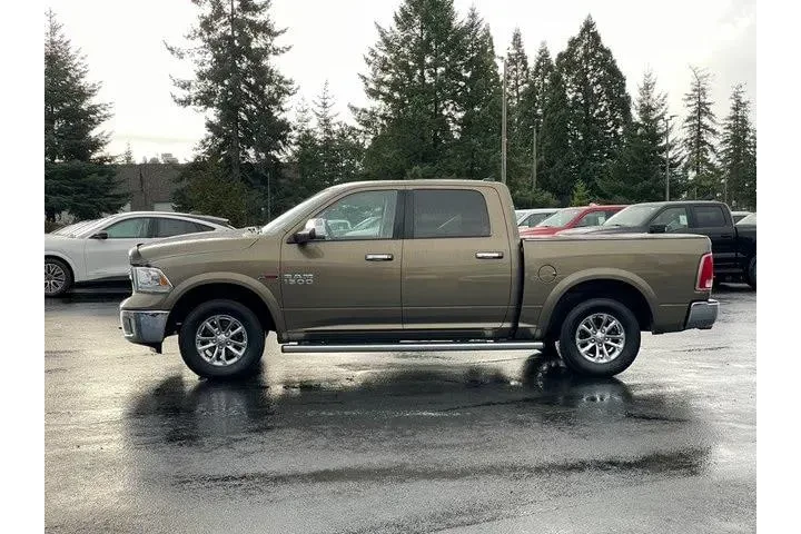 $20800 : Ram 1500 2015 4x4 Laramie 4d image 6