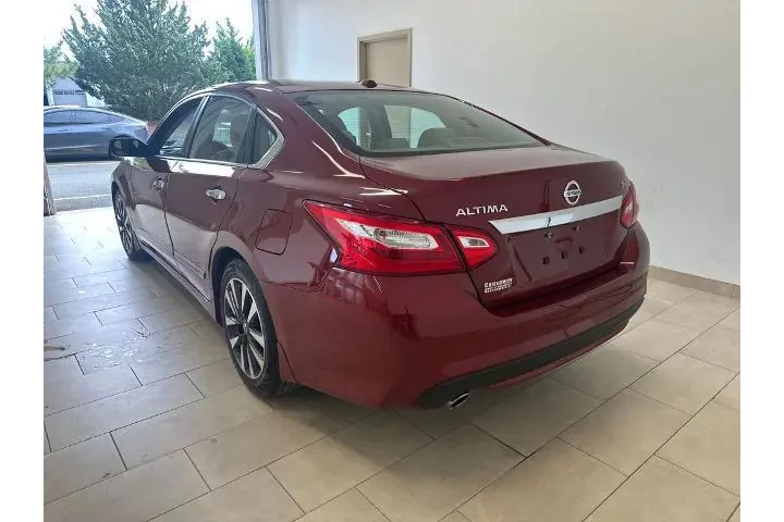 $15990 : Nissan Altima 2017 2.5 SV 4d image 5
