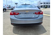 $19988 : Chevrolet Malibu 2024 LT 4dr thumbnail