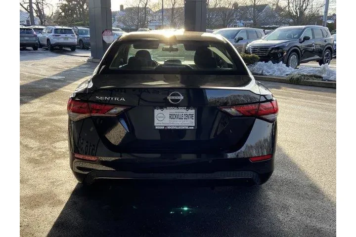 $15708 : Nissan Sentra 2025 SV 4dr Se image 6