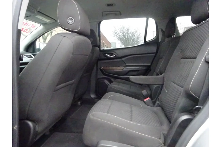 $8900 : 2018 GMC Acadia AWD 4dr SLE w image 9