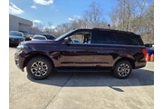 $38593 : Ford Expedition 2024 4x2 XLT thumbnail