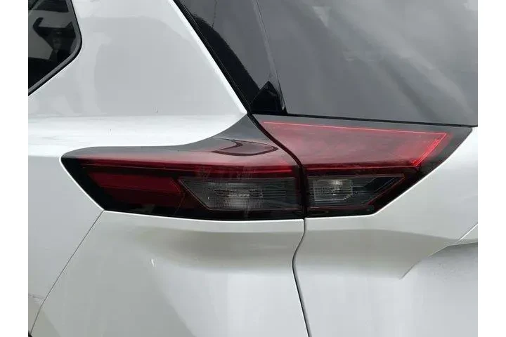 $26395 : Nissan Rogue 2024 AWD SL 4dr image 8