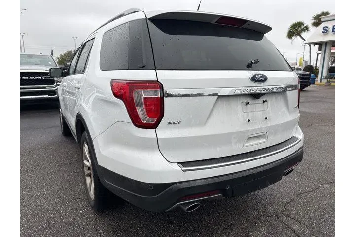 $14997 : Ford Explorer 2018 AWD XLT 4 image 6