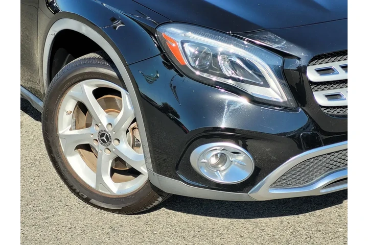 $20500 : Mercedes-Benz GLA 2019 AWD G image 9