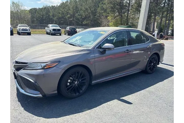 $25889 : Toyota Camry 2024 XSE 4dr Se image 1