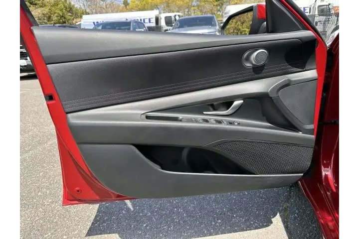 $19999 : Hyundai ELANTRA 2024 SE 4dr image 8