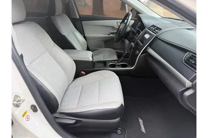 $5500 : 2015 Toyota Camry SE image 8