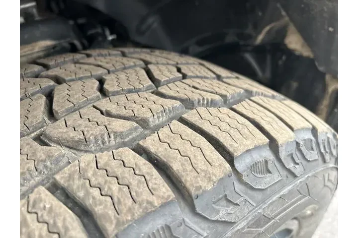 $33000 : Ram 1500 2023 4x4 Big Horn 4 image 8