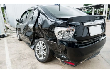 ¿Tu auto sufrió un golpe/rayón en Orange County