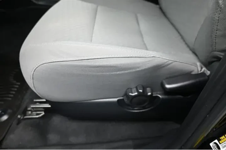 $34491 : Toyota Tacoma 2023 4x4 TRD S image 7