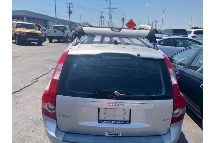 $6550 : 2007 V50 2.4i image 8