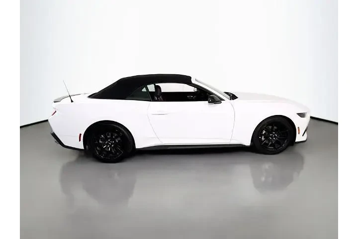 $38750 : Ford Mustang 2025 EcoBoost P image 8