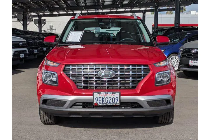 $16494 : Hyundai VENUE 2023 SEL 4dr C image 2