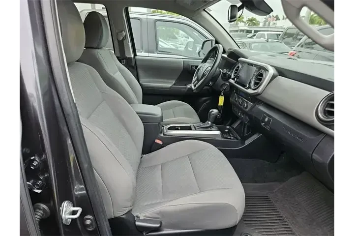 $28490 : Toyota Tacoma 2022 4x2 TRD O image 9