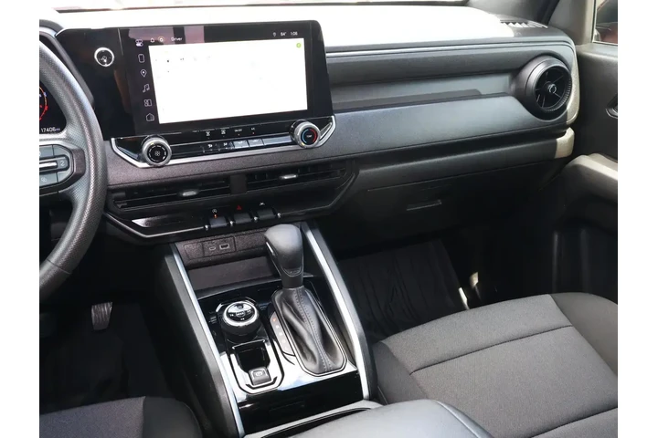 $37988 : Chevrolet Colorado 2024 4x4 image 10