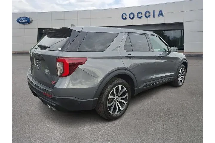 $35990 : Ford Explorer 2021 AWD ST 4d image 4