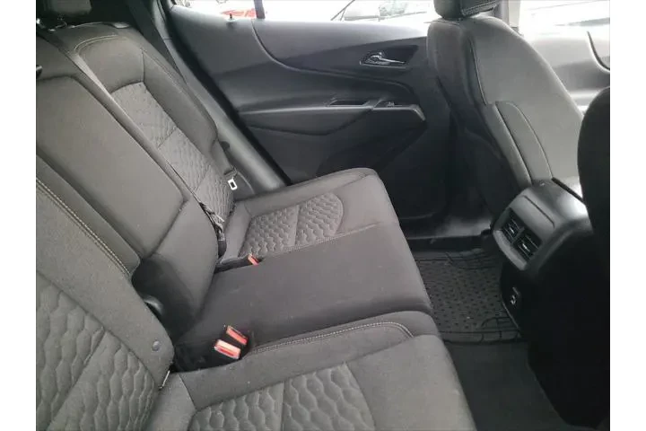 $13903 : Chevrolet Equinox 2020 LT 4d image 6